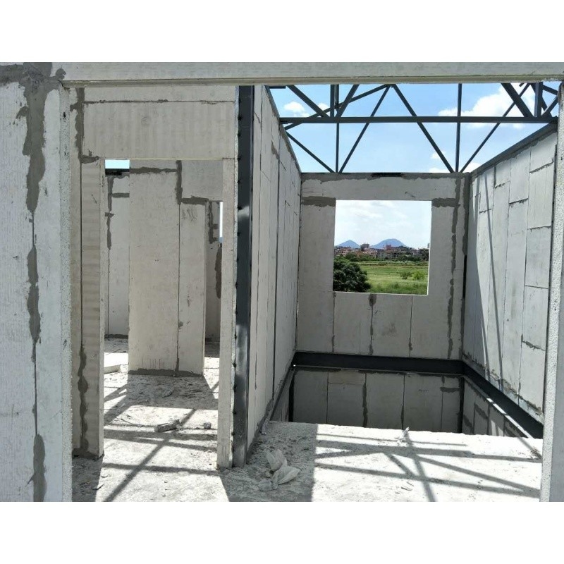 CHINA HOT SELLING STEEL STRUCTURE PREFAB RESORT Cottage GARDEN KIT KABINA MINI Mały dom z ramką