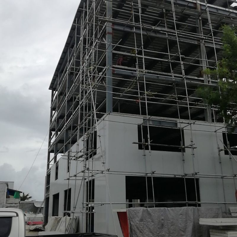 Wysokiego wzrostu stalowe prefabrykowane konstrukcje stalowe budynki ramy domy dla Malediwów użyć materiałów izolacyjnych